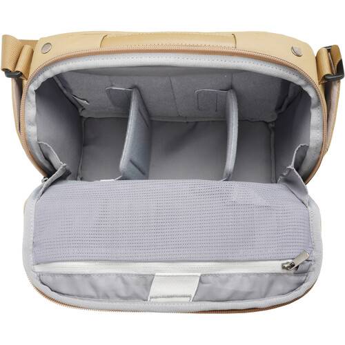 Vanguard VEO Metro Shoulder Bag (Beige, 4L)