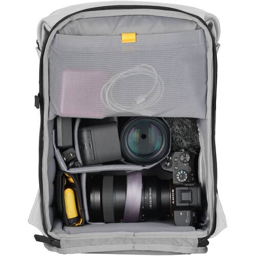 Vanguard VEO Lite B20L Backpack (Cream, 20L)