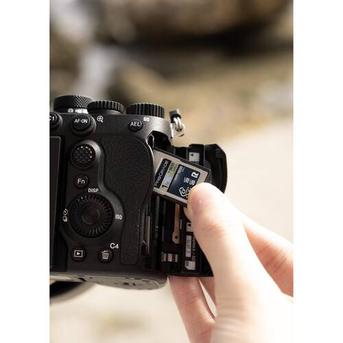 ProGrade Digital 1TB CFexpress 4.0 Type A Iridium Memory Card
