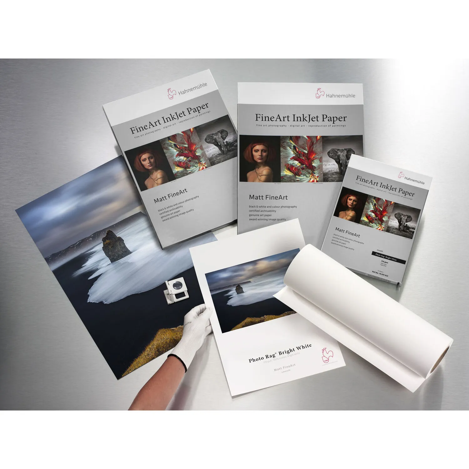 Hahnemuhle Photo Rag Bright White 8.5 x 11" Paper (310GSM, 25 Sheets)